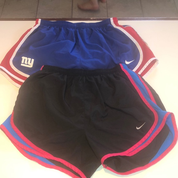 Nike women’s Dri-fit running shorts bundle Med - Picture 4 of 5